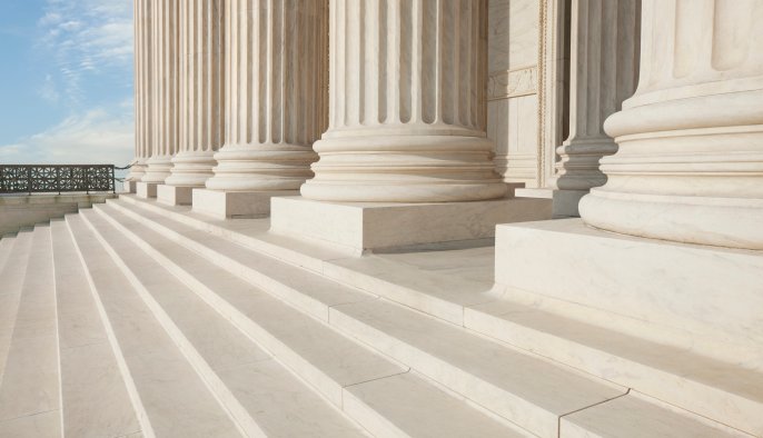 Photo of courthouse steps